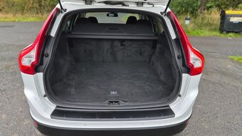 Volvo XC60 2.4D 4x4 BEZ INVESTIC - 7