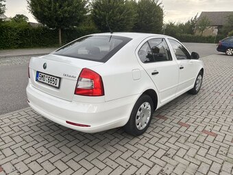 Škoda Octavia II 1.6 TDI Ambition, r.v. 2012 - 7