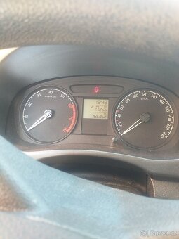 Renault Clio 1.2 r.v.2010 - 7