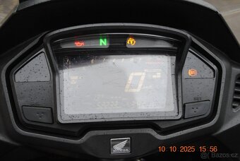 PRODÁM HONDU VFT 800X CROSSRUNNER 2016 NOVÝ MODEL - 7