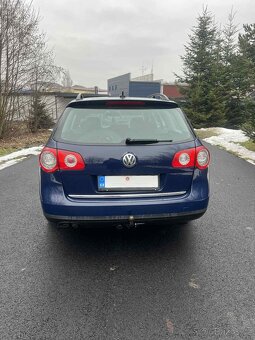 Volkswagen Passat - 7