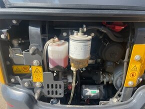 Pásový bagr XCMG - 7