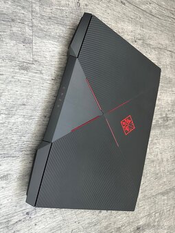 17.3” HERNÍ NOTEBOK HP OMEN – i5, GTX, SSD+HDD - 7