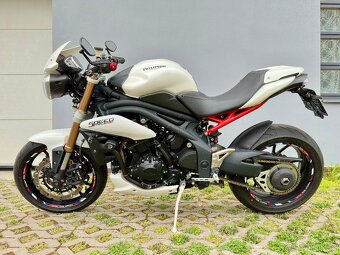 Triumph Speed triple 1050 - 7
