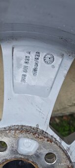 Originál Kola škoda 215/55/r17 - 7