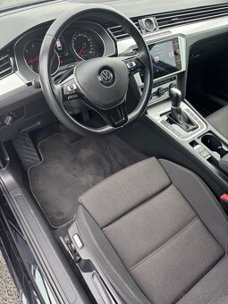 VW PASSAT 2.0 TDI DSG 2019 1. maj, servis jen VW - 7