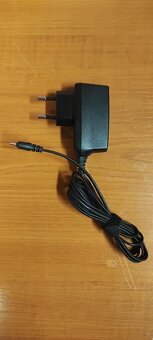 NOKIA AC-3E, 4E, 5E, 8E a 11E - nabíječky s konektorem 2,0mm - 7