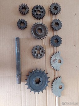 Jawa 50 pionyr, kyvacka - prevodova kolecka - 7