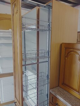 Kuchyňská kompletní landhaus linka, rezervace Libušín - 7