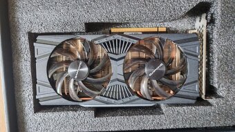 PC komponenty,grafická karta,procesor, paměti RAM, základní - 7
