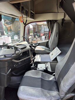 Lowdeck Volvo fh460 - 7