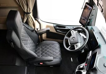 Mercedes Benz Tahač návěsu Actros 1851 - 7