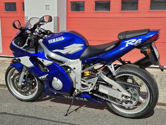 Yamaha R6 - 7