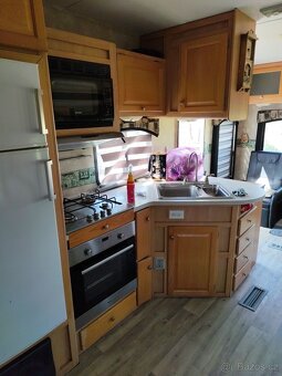 KARAVAN obytný přívěs s doklady - 7