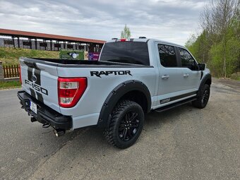 Ford F150 XLT 5.0 V8 4x4 Raptor paket r.v.2022 - 7