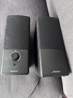 Mac Mini, monitor samsung 24", repro Bose, klávesnice, myš - 7