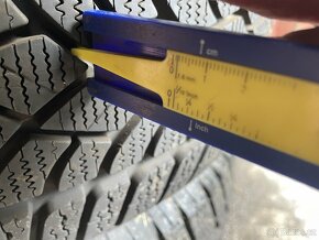 Použité zimní pneu 225/45R18 - 7
