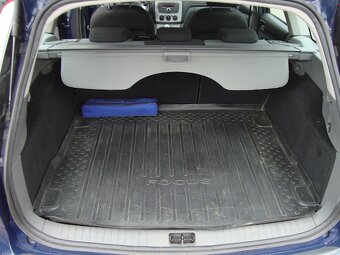 Ford Focus Combi 1.6i 16V 74kw/2011/ČR/klima - 7