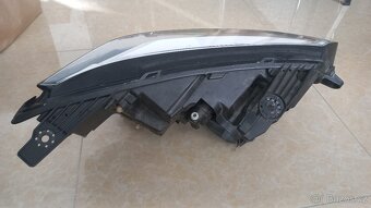 Dacia sandero,lodgy,Jogger levá lampa - 7