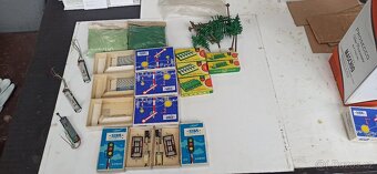 Vláčky, Mašinky TT - Návestidla, domky, příslušenství - 7