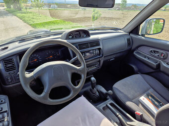 Mitsubishi L200 2.5 TD, 1.MAJITEL, NOVÁ STK, TAŽNÉ - 7