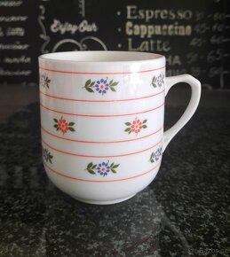 Retro hrnky různé - 7