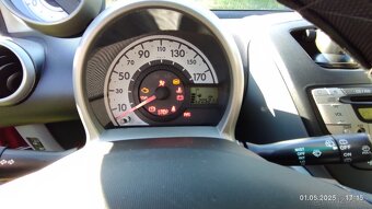 PEUGEOT 107 50 kW - 7