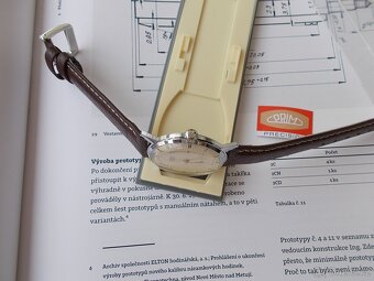 luxusni vyhledavane hodinky prim traktor rok 1960 funkcni - 7