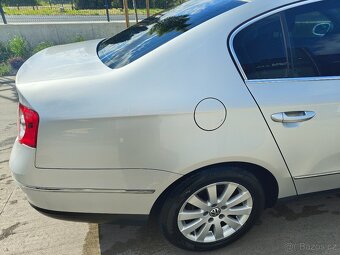 Volkswagen Passat B6 sedan - 7