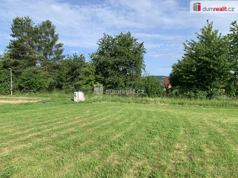 prodej krásného slunného st. pozemku o výměře 3.906 m2 v obc - 7