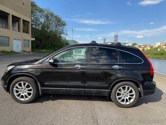 Honda CR-V 3. generace (r. v. 2008), výbava Executive - 7