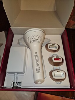 Nejvyšší řada - Epilátor PHILIPS LUMEA IPL 9900 – ZLEVNĚNO - 7