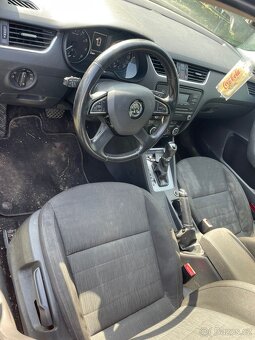 Škoda Octavia 1.8TSi 132kw, r.2013, climatronic, DSG - 7