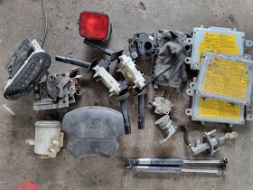 Honda CRX del sol archivní díly - 7