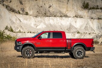 Rezervace Dodge RAM 2500 Power Wagon 6.4L - 7