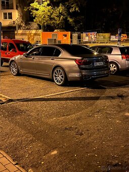 BMW 750 LD - 7