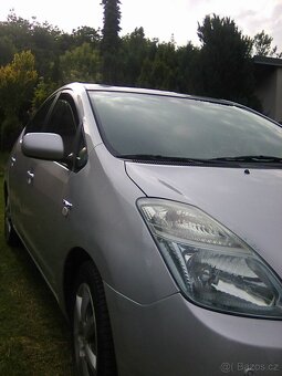 Výjimečná příležitost Nadstandartní Prius na prodej - 7