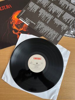 Sepultura – Beneath The Remains - 7