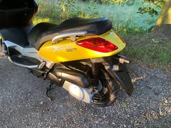 Yamaha xmax 250 - 7