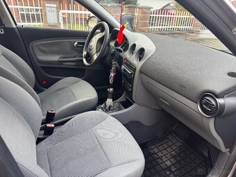 Seat Ibiza 1.4 benzín | r. v. 2004 - 7