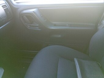 Jeep grand Cherokee Laredo - 7