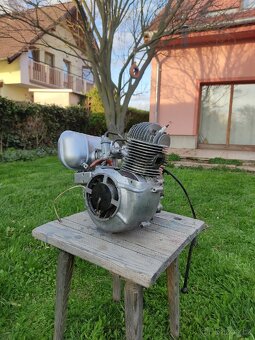Motor Manet Tatran 125 - 7