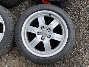 Original zimní kola Audi 5x112 7,5J ET28 255/25 R17 - 7