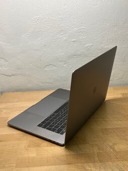 MacBook Pro 15” 2018/16GB RAM/Intel i7/512GB SSD/Záruka - 7