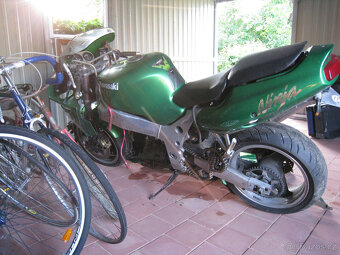 KAWASAKI ZX9 NINJA 1994 S DOKLADY - 7