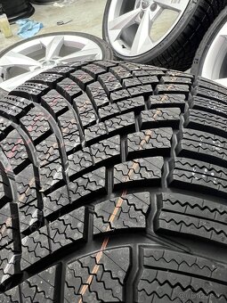 Audi a3, golf, Octavie r18 225/40 nejeté zimní - 7