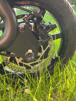 elektrická koloběžka Aerium Aovo PRO comfort - 7
