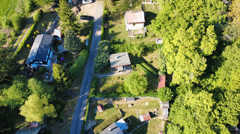 Prodej stavebního pozemku s chatou o výměře 457 m² v malebné - 7