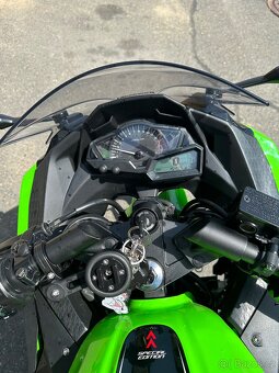 Kawasaki Ninja 300 Special Edition (2014) - 7