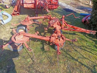 Obraceč sena Kuhn 4 m - 7